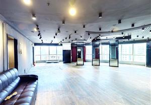 海珑华苑152平 ，空中花园