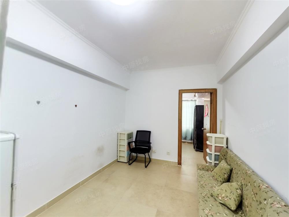 新安湖商业城新鹏苑