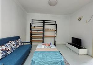 时代骄子位于南山大道和学府路交汇处，紧邻愉康商场，