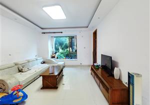 宝体精装四房诚意出售。