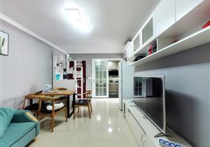 近口岸东门商圈 2房户型 实用面积高 旁边公园