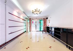 仙湖路地铁口，小高层洋房，送40平露台，安静南向东端头户