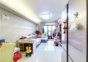 万科麓城一期精装两房