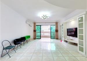 鸿业苑 精装修三房 翠园本部 诚心出售 价格可谈