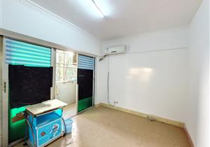 水库市场综合楼，业主急卖，谈价空间大，配套齐全，租金高