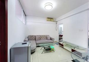 水库市场综合楼，户型方正，近公园，价格可谈，诚售