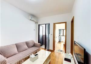 星河盛世花园48平中楼层朝向南