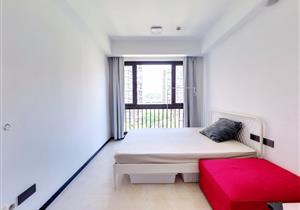 项目位于坪山区，离坪山高铁站很近，同享多维度交通体系