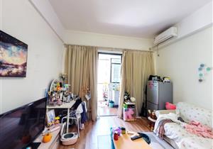 小区位于“西城新城“立体交通户型方正采光很好装修好