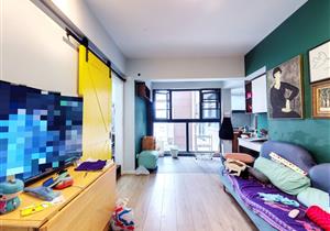 阳光花园电梯两房一厅，采光通风好，看房随时方便，价格可谈