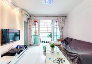 换三房卖价可谈，西南向两房采光好，近地铁站配套很齐全