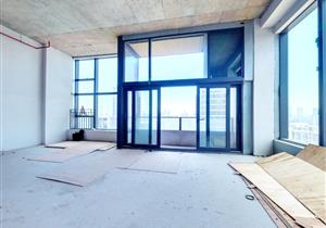 业主诚意卖，价格好谈，高楼层看海景，楼下地铁出入方便