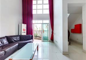 顶楼复式带花园有钥匙