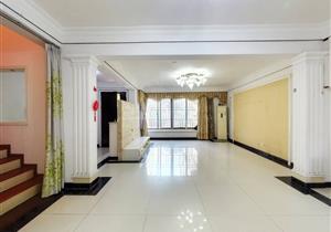 地铁口物业，交通便利，周边配套齐全