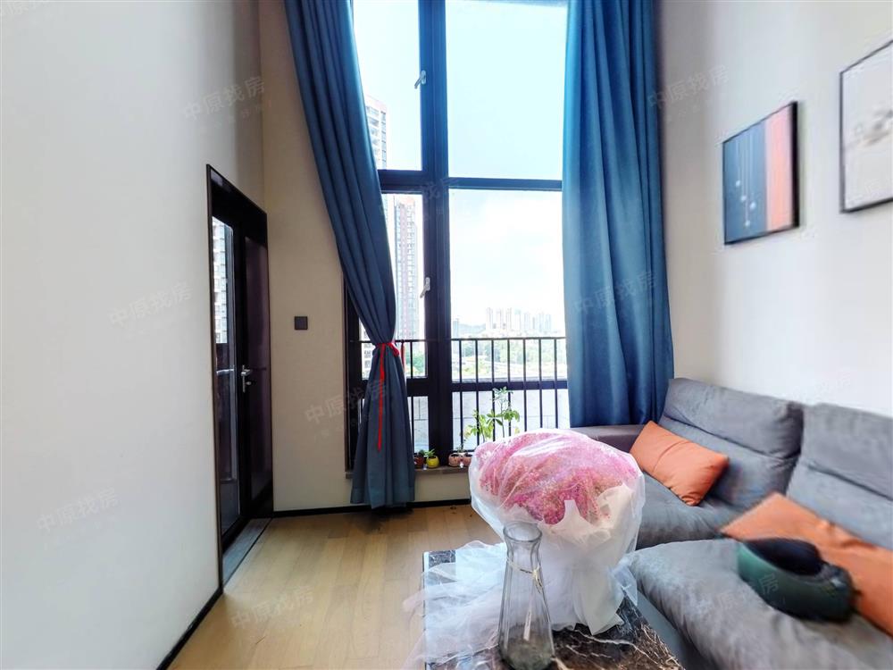 万科麓山（万科麓城四期商办、金域领峰花园)