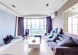 精装入住，业主诚意卖，价格好谈，小区配套成熟出入方便