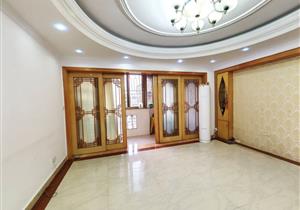 翻身地铁口中商花园三房一卫东南向