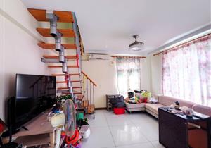 万科小高层复式，高实用好房，带天台花园