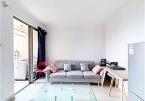 朋友物业委托，双地铁口，双阳台户型可改2房，性价比高