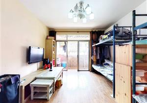 地铁口物业交通便利靠山 安静南北通透带大阳台