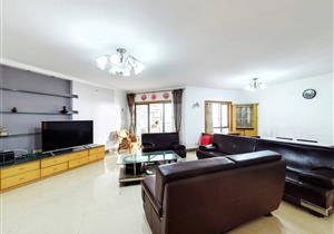 华侨城锦绣花园二期180平大4房，业主诚心出售红本满五