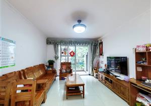 天健郡城地铁口精装修标准两房满五税少诚心出售看房方便价格可谈