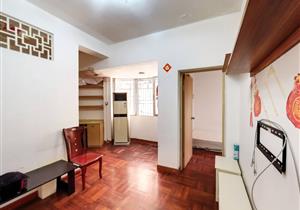 莲花一村，新上带电梯小两房，户型实用，总价低，诚心出售