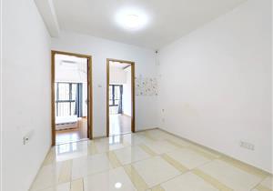 地铁口物业，交通便利，周边配套齐全。