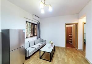 楼下就是地铁物业 手里多套优质笋盘 电联