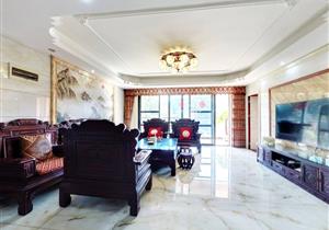 云顶道，地铁口在家门口，158送158，超大超长阳台