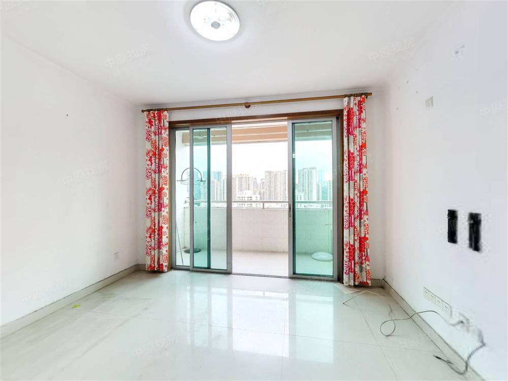 信义假日名城(六期溢芳园)