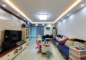 假日湾高层特价房！精装通透3+1房，业主急卖！