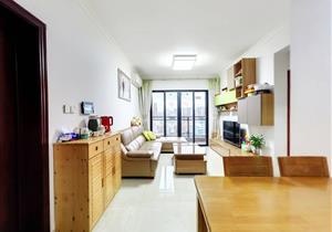 好房推荐，满5年，精装修，户型方正，性价比高