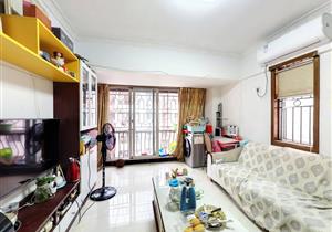 周边配套齐全，生活便利，价格美丽