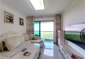 金海湾花园，大两房，客厅出阳台，采光好，装修保养好，拎包入住