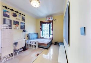 富通好旺角花园.交通配套齐全.环境好。户型方正居家安静；