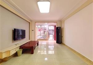 临地铁 房龄新 朝南 装修好 产权清晰