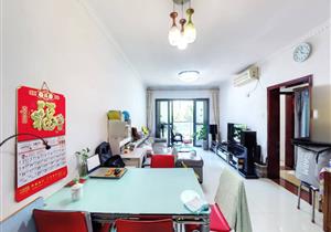 高发西岸花园，78平方2房2厅，送大入户花园，宝中核心区