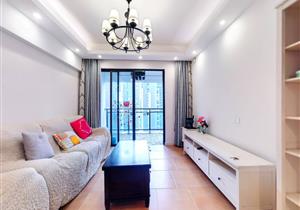 大运睿智华庭新上好房，精装修保养好，业主工作调动置换，可谈