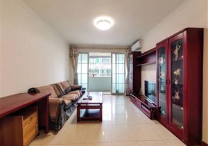 换新房卖价可谈，正南向大三房户型好采光好，近地铁站配套齐全