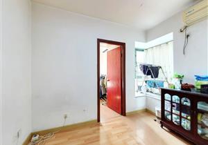 业主诚心出售，看房方便，提前联系