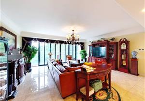 豪华装修，业主诚意卖，价格好谈，看房方便，地铁及商业配套成熟