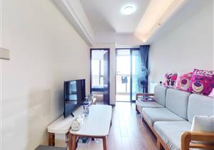 龙岗爱联地铁口精装次新房户型通风视野采光好交通购物方便