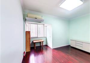 紫玉花园，新上朝南三房，户型实用急卖