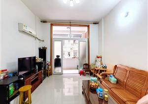 地铁口物业 深中 刚需小3房 中间楼层