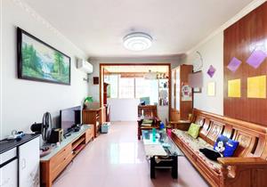 大社区，刚需房源，朝花园安静，性价比高，业主诚心售！