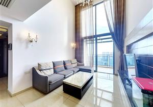 港中旅花园顶层复式带天台花园实用率高诚意出售