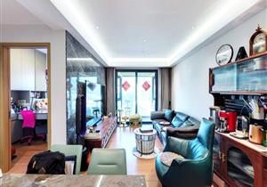 业主自住豪华装修！价格可谈，高楼层视野景观好