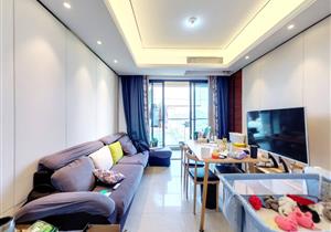 颐安三期，满五年，税费少,三房精装修，诚意出售