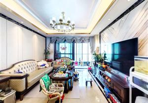 碧海海景大平层4房2卫，高层豪华装修，品质新小区，业主诚心卖